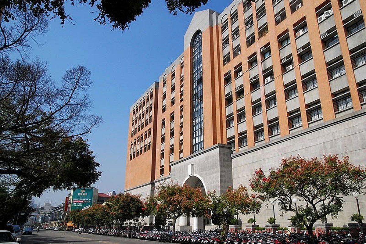 China Medical University Hospital, Taichung facility image