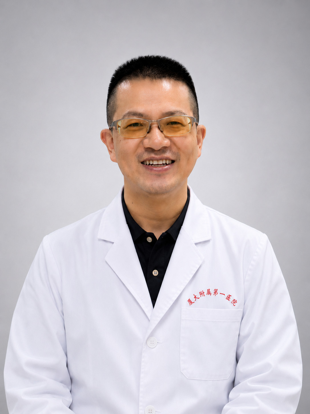 Dr. Ke Jianguo, stomatology and endodontics specialist